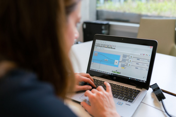 Er salg af software omfattet af reglerne om handelsagenter?