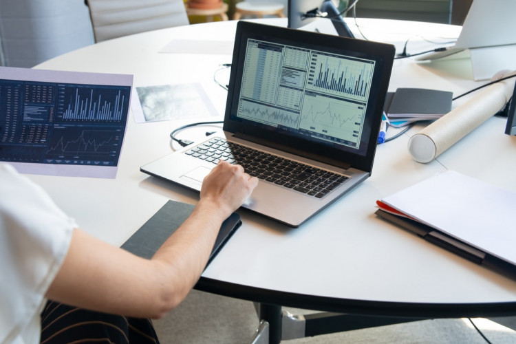 Hvad er forskellen på en dataansvarlig og en databehandler?
