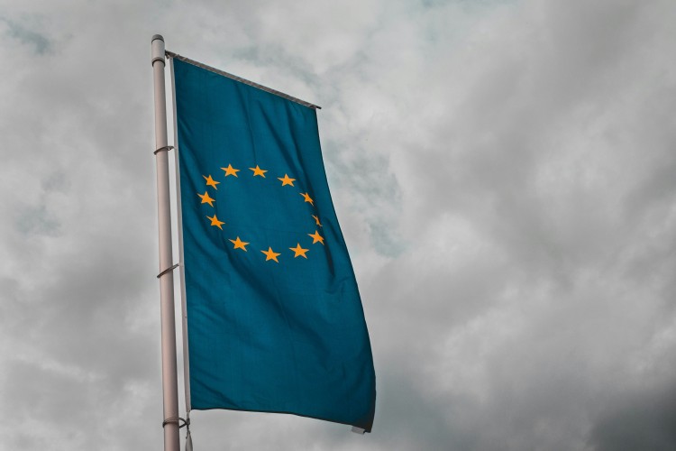 EU-Kommissionen forlænger Storbritanniens tilstrækkelighedsafgørelser
