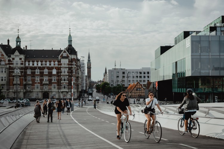 Udvidelse af medarbejderaktieordningen for nye, mindre virksomheder