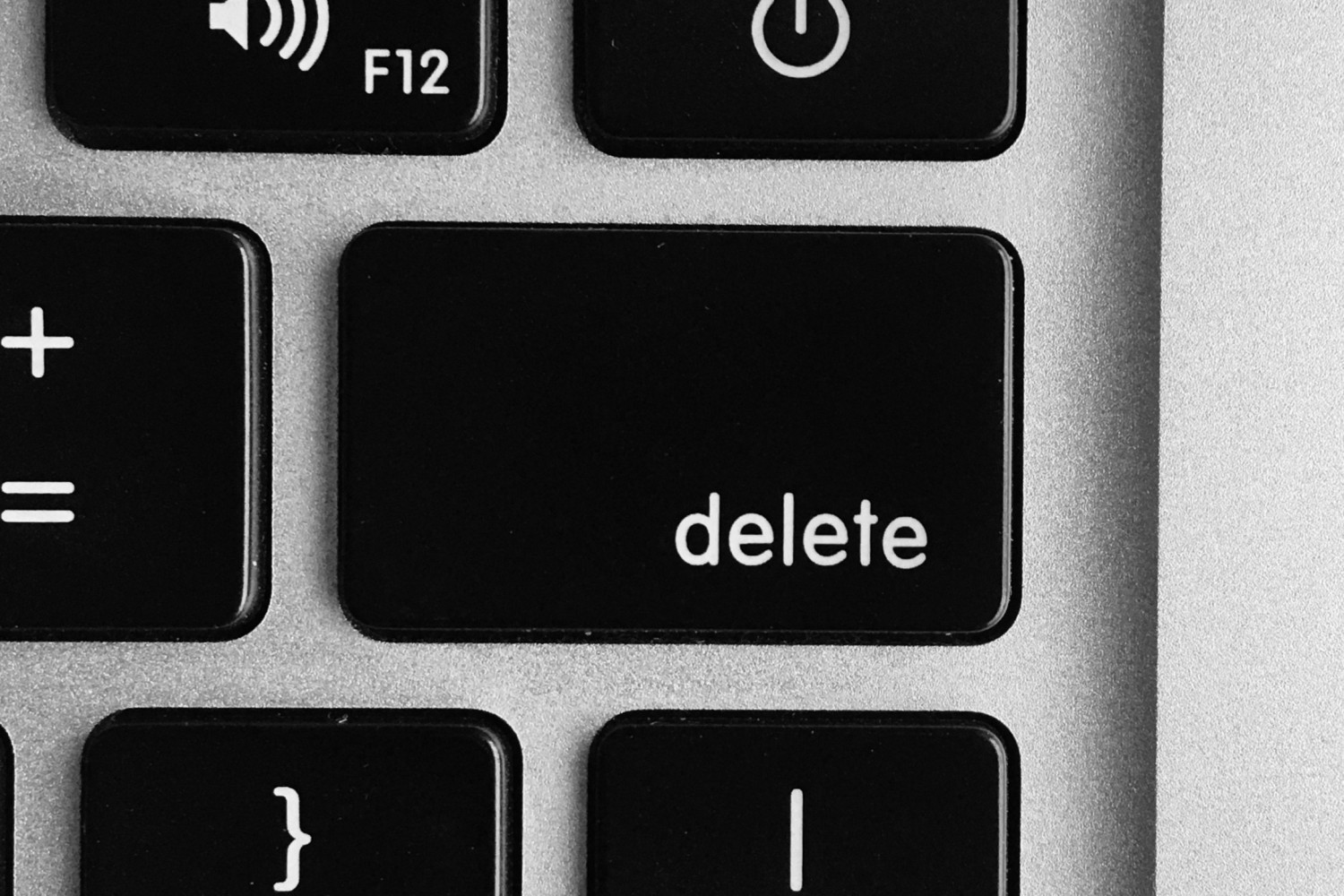 EDPB vedtager rapport om dataansvarliges overholdelse af retten til sletning