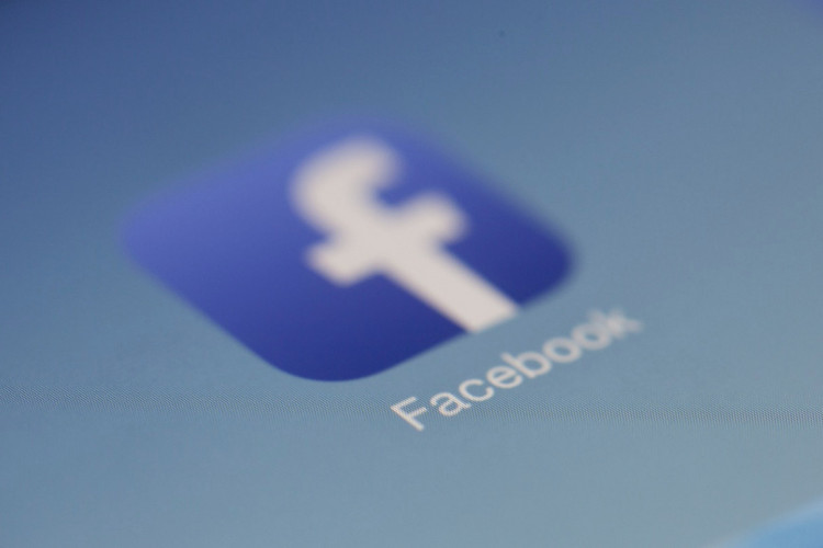 Indehaver af virksomhed anmeldt for skjult reklame på Facebook