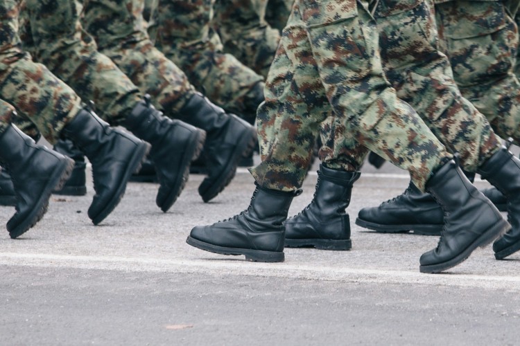 April månedens hovedbrud: Når forsvaret vil have samarbejde – men konkurrencereglerne siger noget andet